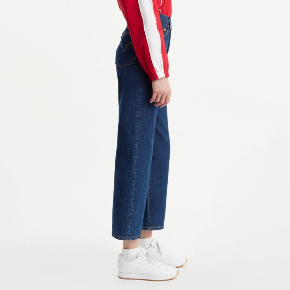 Levis Ribcage Straight Ankle Stretch Jeans - Picture 3 of 13